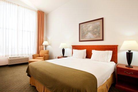 Hotel Express Rockford-loves Park By Ihg Loves Park