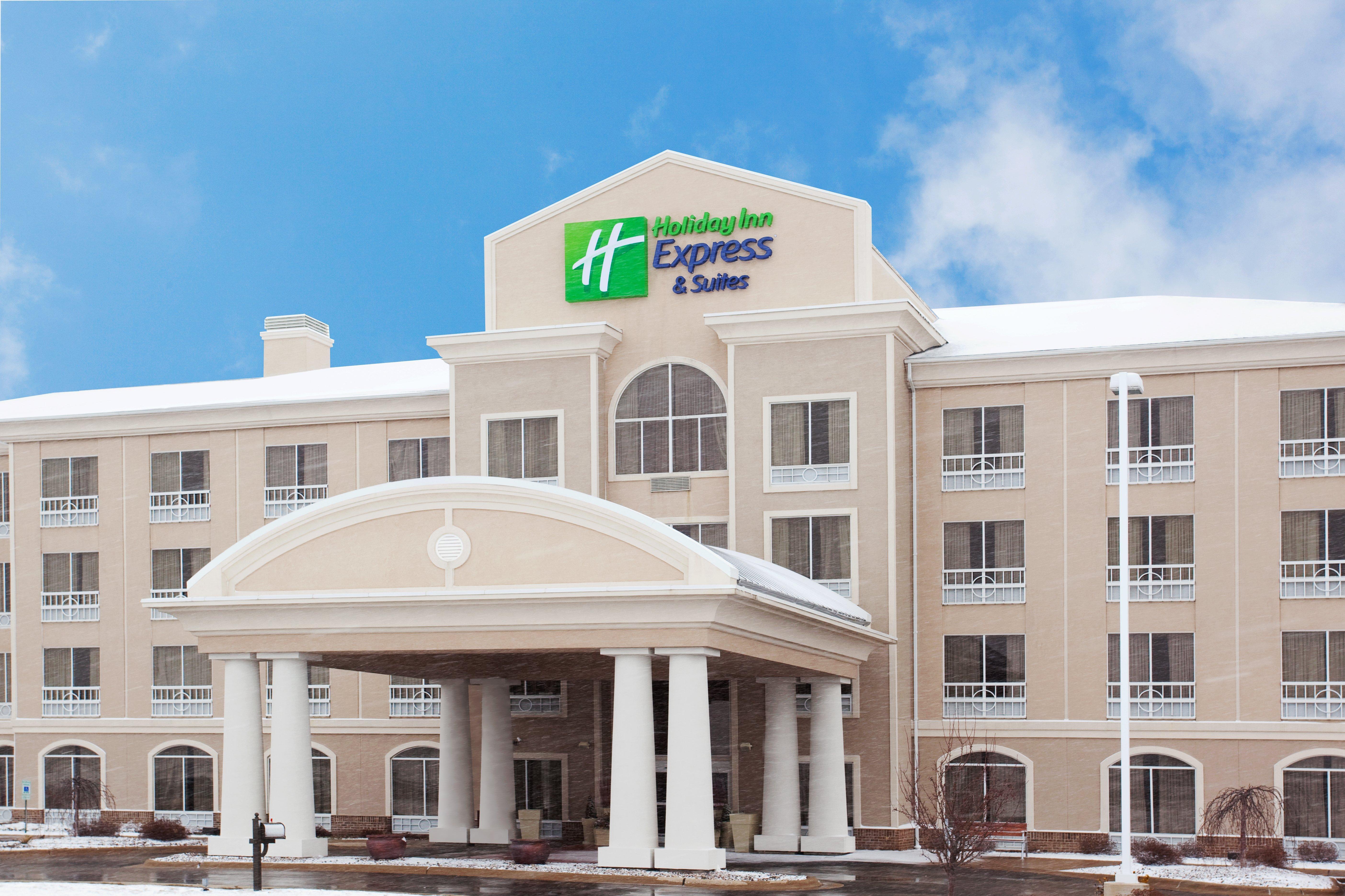 Express Rockford-loves Park By Ihg Hotel Loves Park
