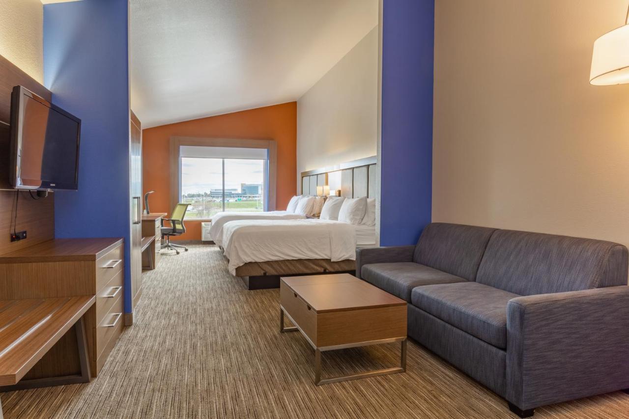 Express Rockford-loves Park By Ihg 2*