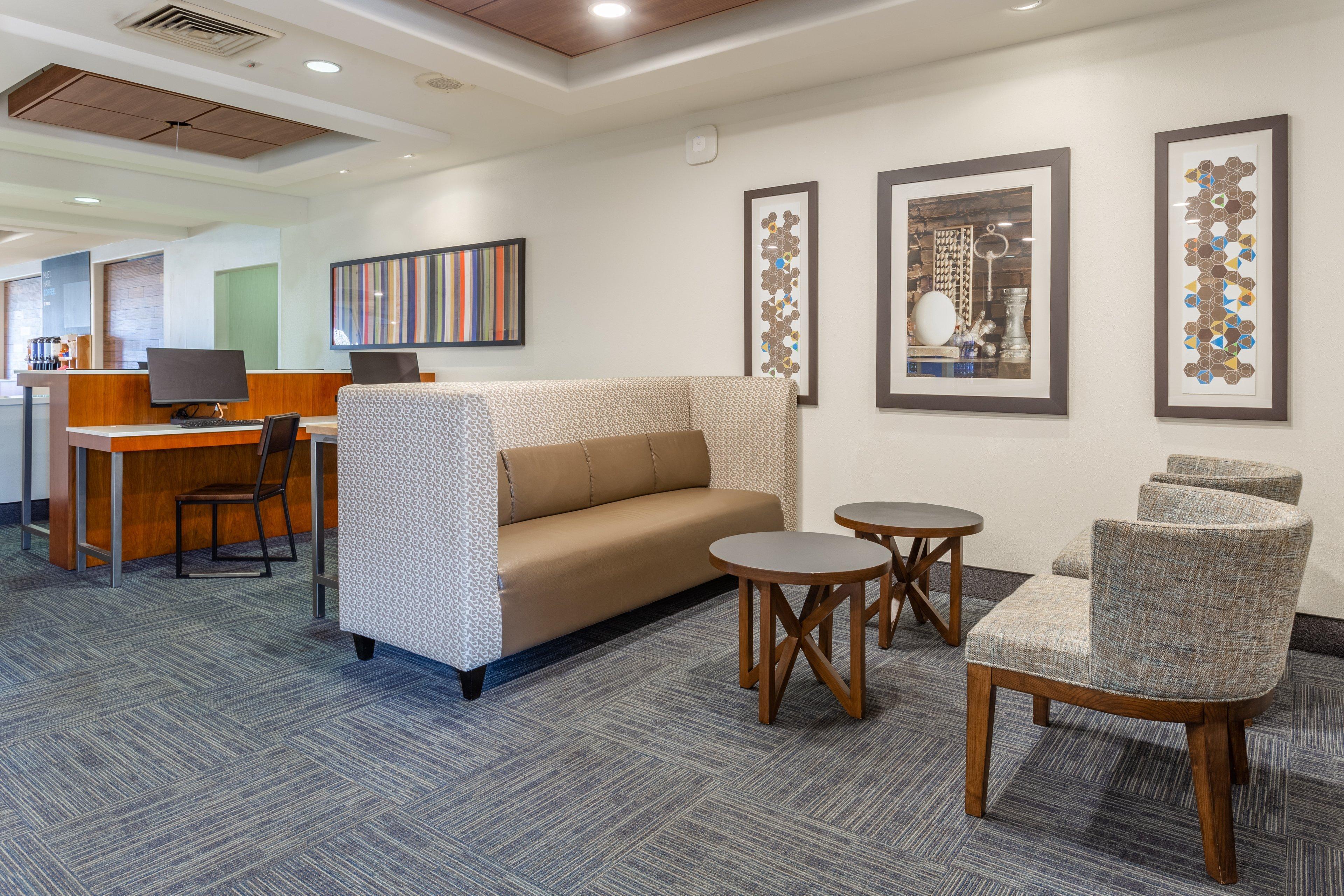 Hotel Express Rockford-loves Park By Ihg Loves Park