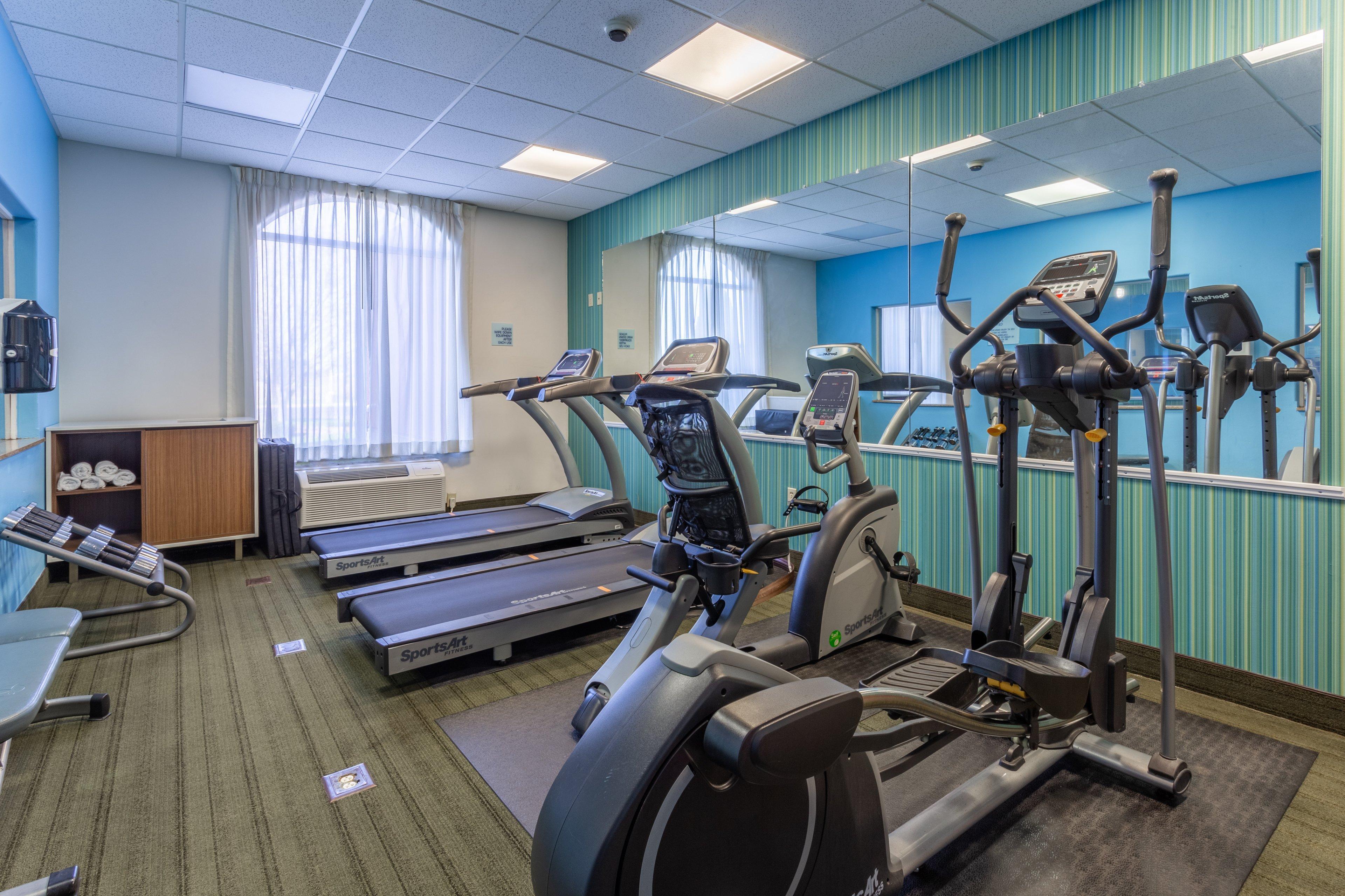 Express Rockford-loves Park By Ihg 2*