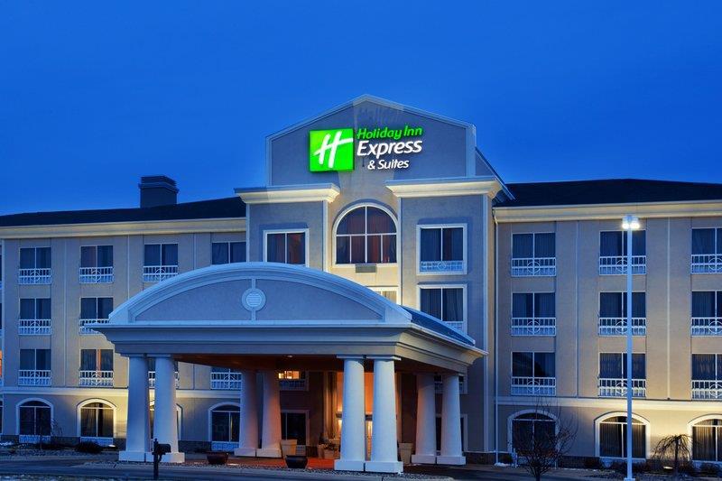 Express Rockford-loves Park By Ihg Hotel